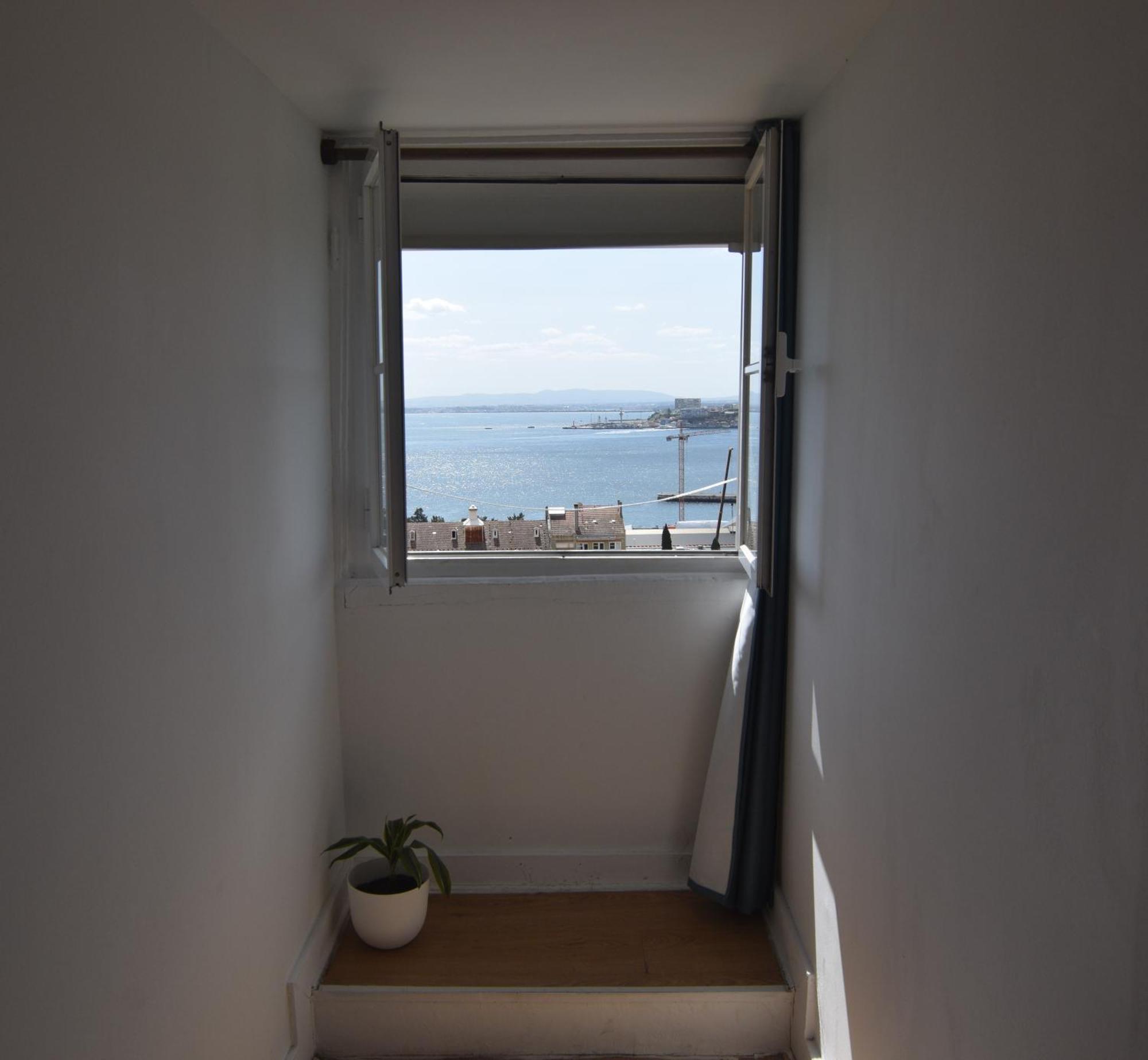 Santos Apartment In Central Lisbon With River View Luaran gambar