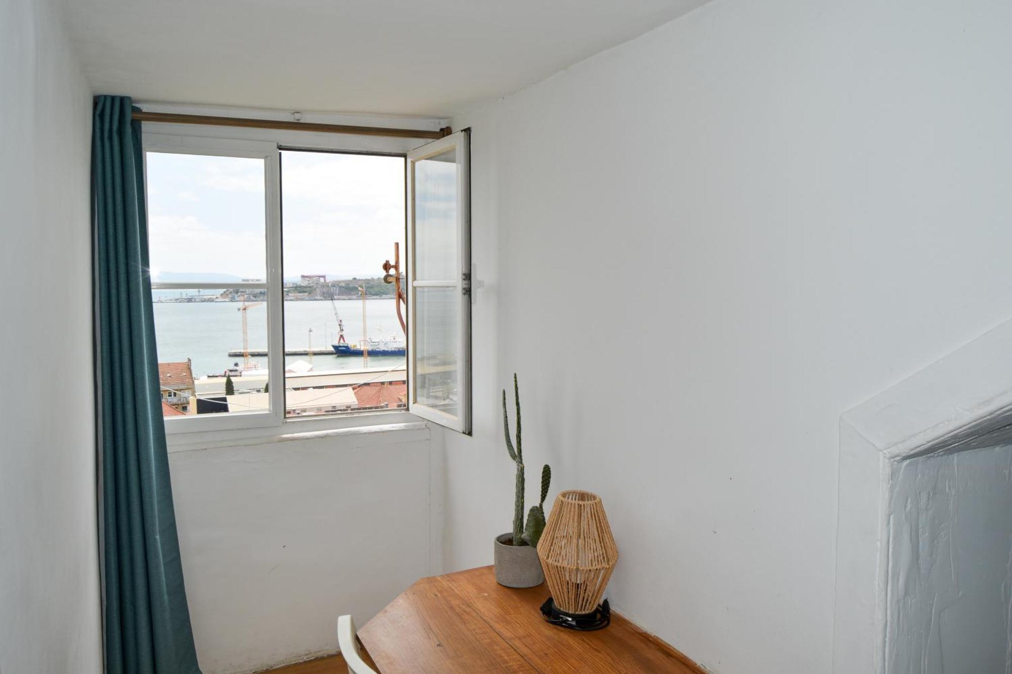 Santos Apartment In Central Lisbon With River View Luaran gambar